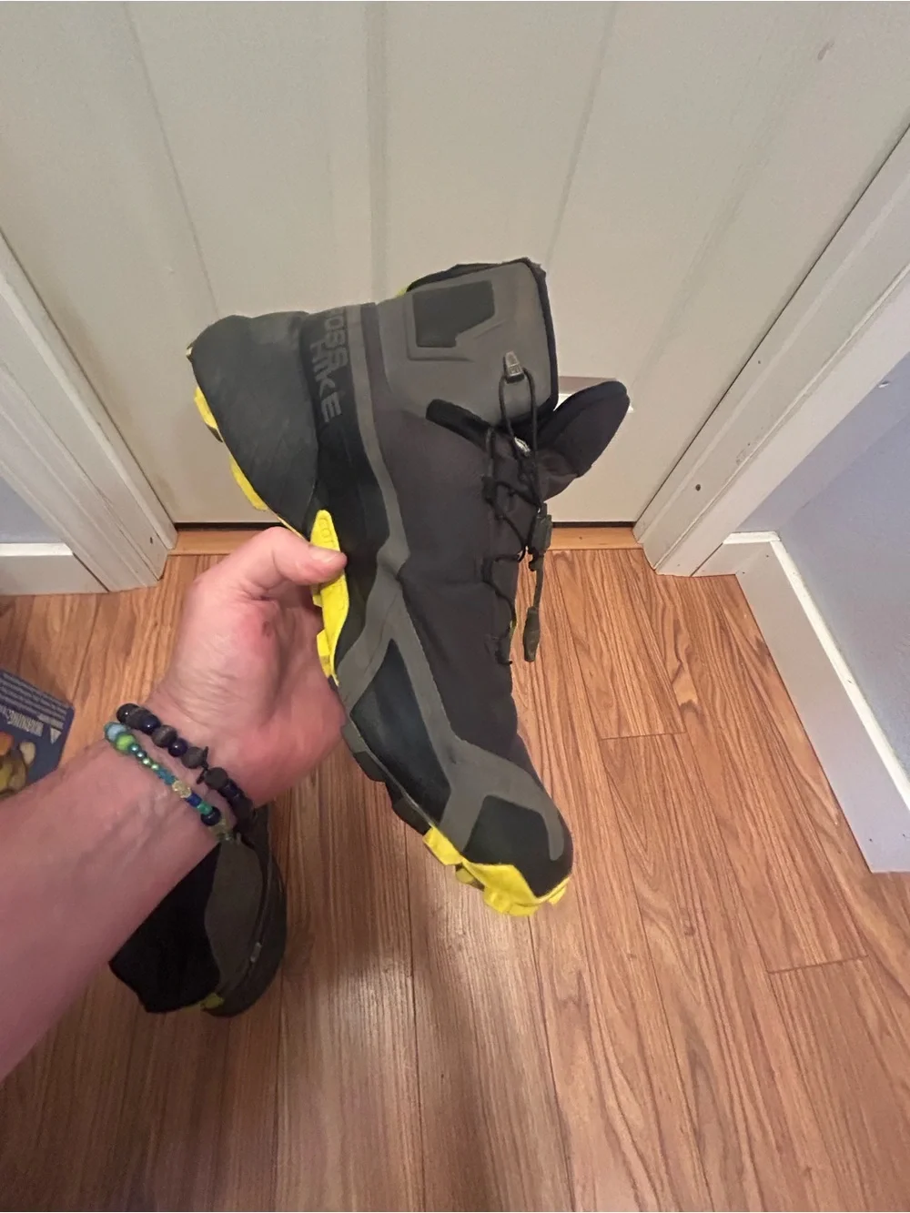 SALOMON Cross Hike Mid GTX Hiking Boots/Shoes Magnet/Lime Punch Black Men’s 13